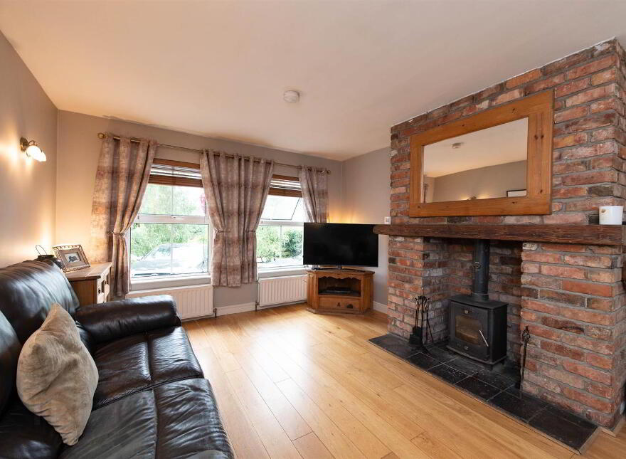 86 Teconnaught Road, Crossgar, BT30 9HH