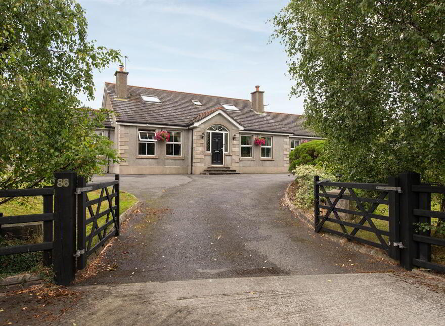 86 Teconnaught Road, Crossgar, BT30 9HH