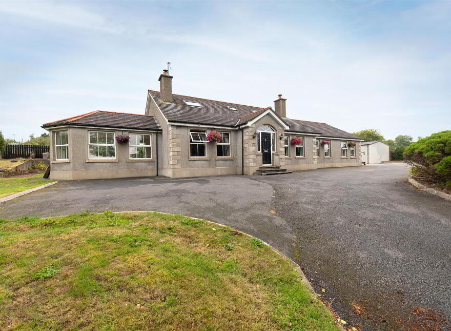 86 Teconnaught Road, Crossgar, BT30 9HH