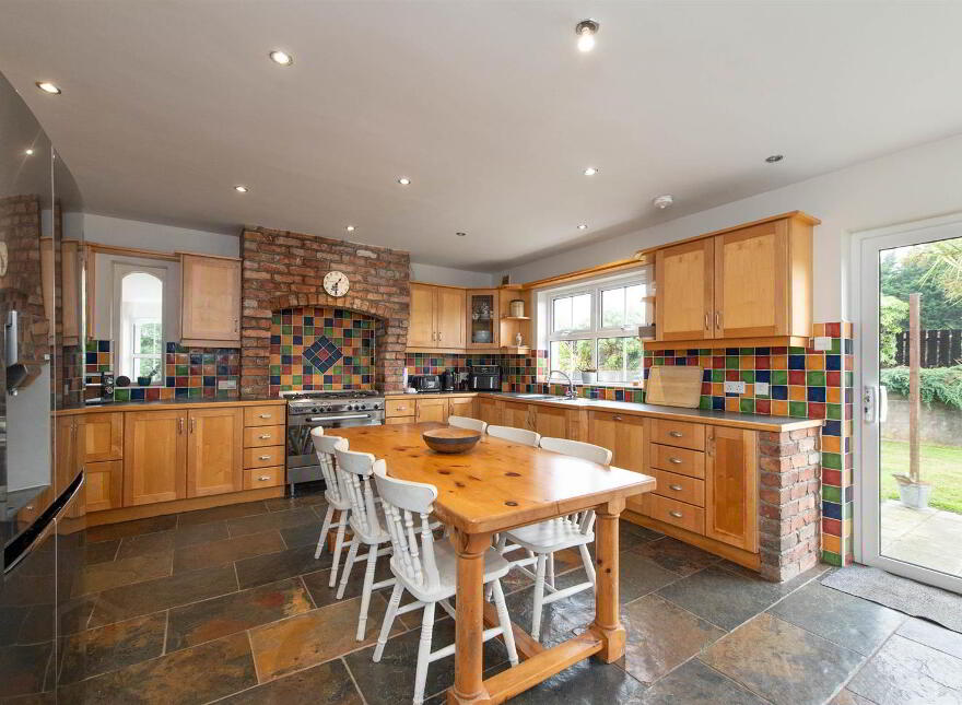 86 Teconnaught Road, Crossgar, BT30 9HH