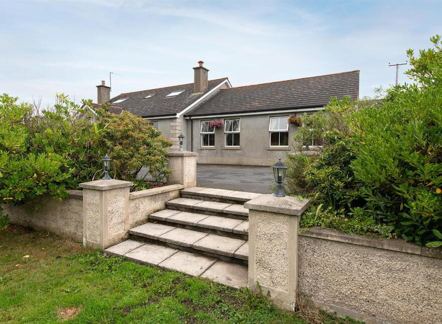 86 Teconnaught Road, Crossgar, BT30 9HH