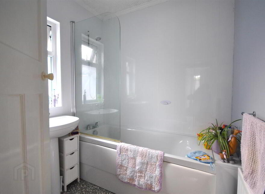 11 Sandhurst Drive, Bangor, BT20 5NX