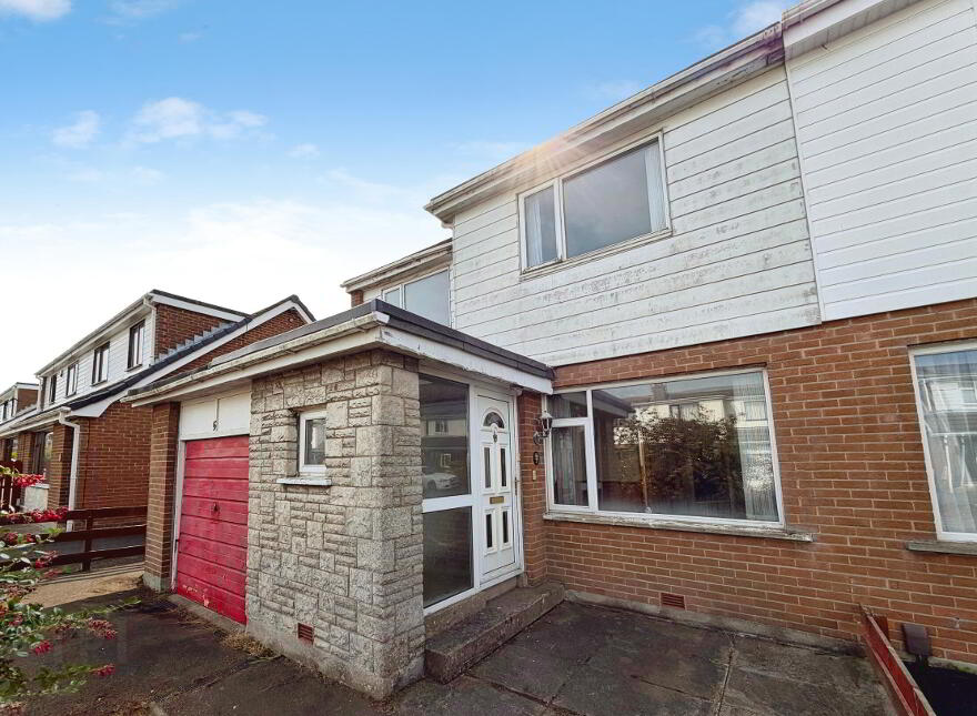 5 Cairnmore Drive, Lisburn, BT28 2DP