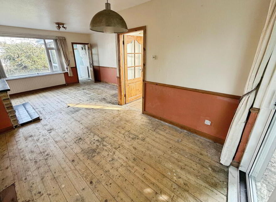 5 Cairnmore Drive, Lisburn, BT28 2DP
