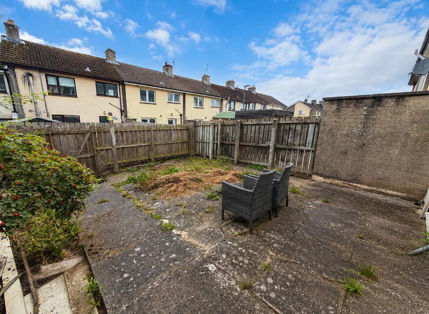5 Craig Crescent, Lisburn, BT28 1HB