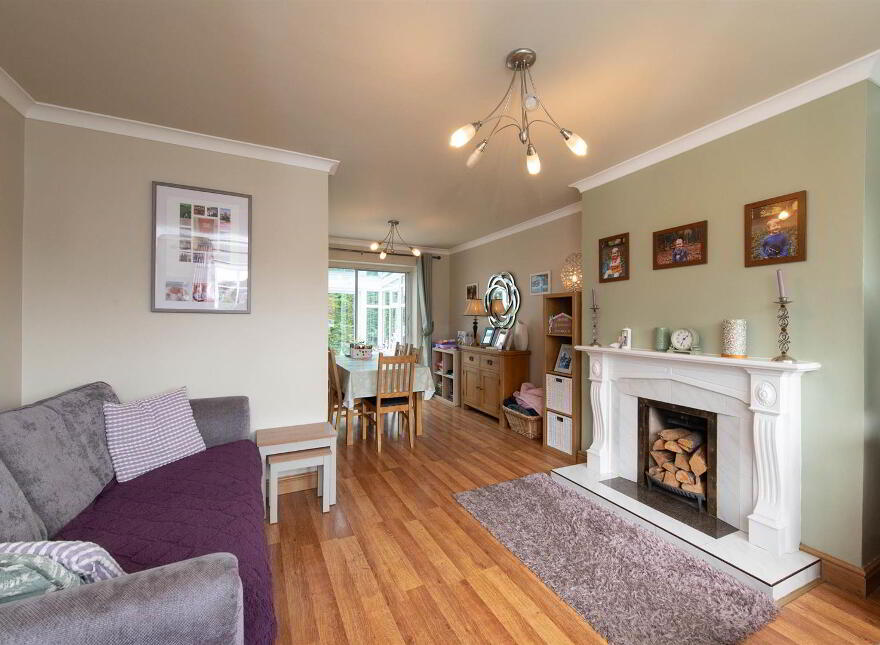 7 Winchester Grove, Carryduff, Belfast, BT8 8QF
