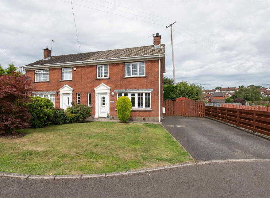 7 Winchester Grove, Carryduff, Belfast, BT8 8QF