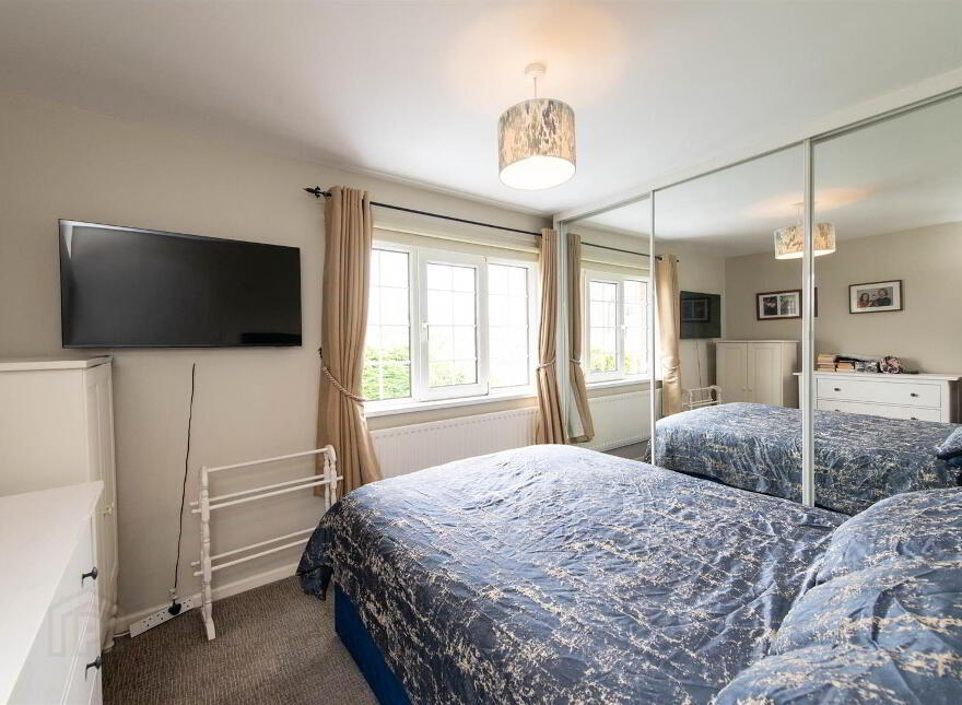 7 Winchester Grove, Carryduff, Belfast, BT8 8QF