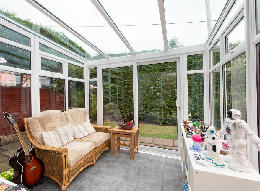 7 Winchester Grove, Carryduff, Belfast, BT8 8QF