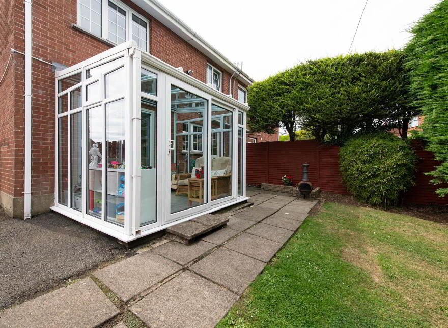 7 Winchester Grove, Carryduff, Belfast, BT8 8QF