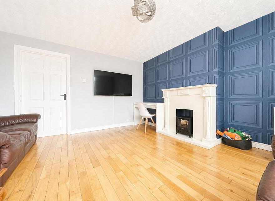 8 Castlemara Drive, Carrickfergus, BT38 7RB