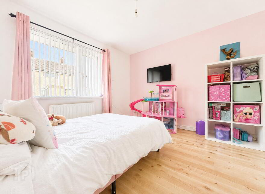 8 Castlemara Drive, Carrickfergus, BT38 7RB