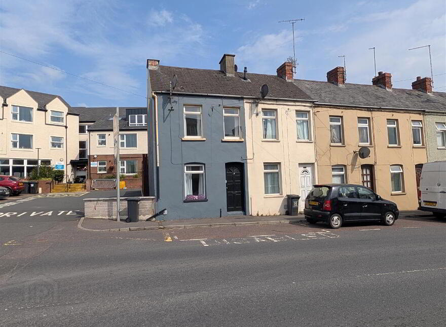 21 Lisburn Street, Ballynahinch, BT24 8BD