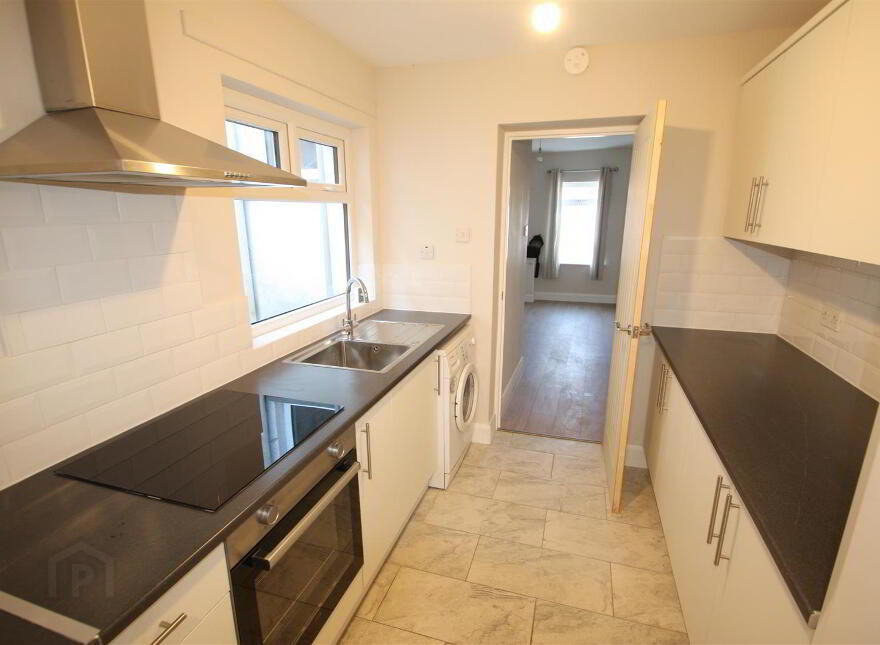 21 Lisburn Street, Ballynahinch, BT24 8BD