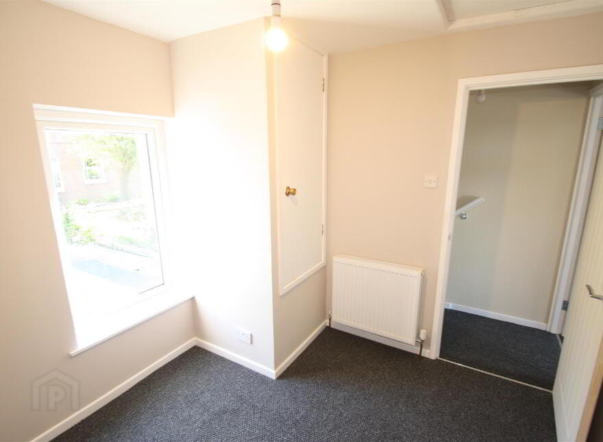 21 Lisburn Street, Ballynahinch, BT24 8BD