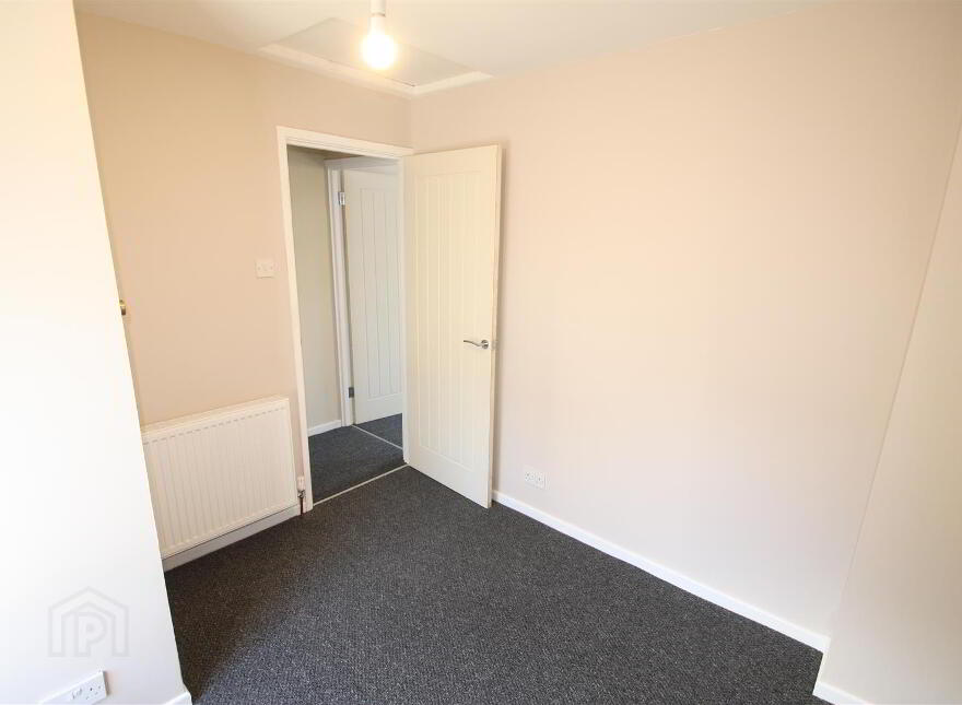 21 Lisburn Street, Ballynahinch, BT24 8BD