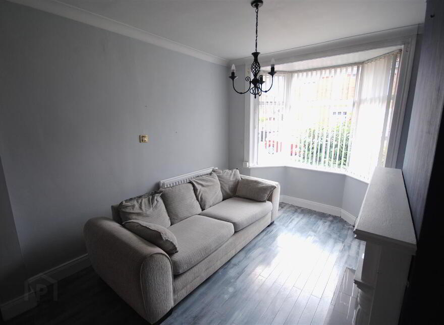 160 Greenville Road, Belfast, BT5 5JY