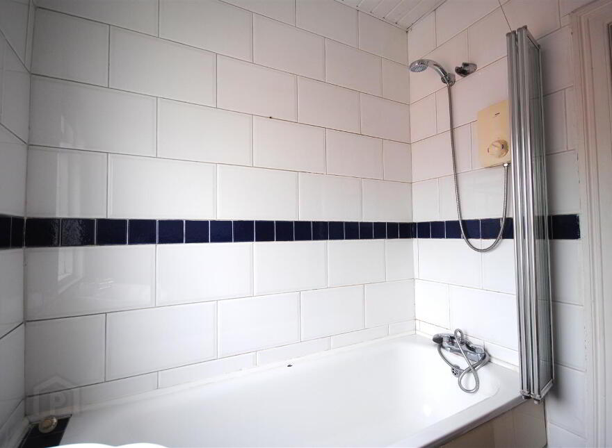 160 Greenville Road, Belfast, BT5 5JY