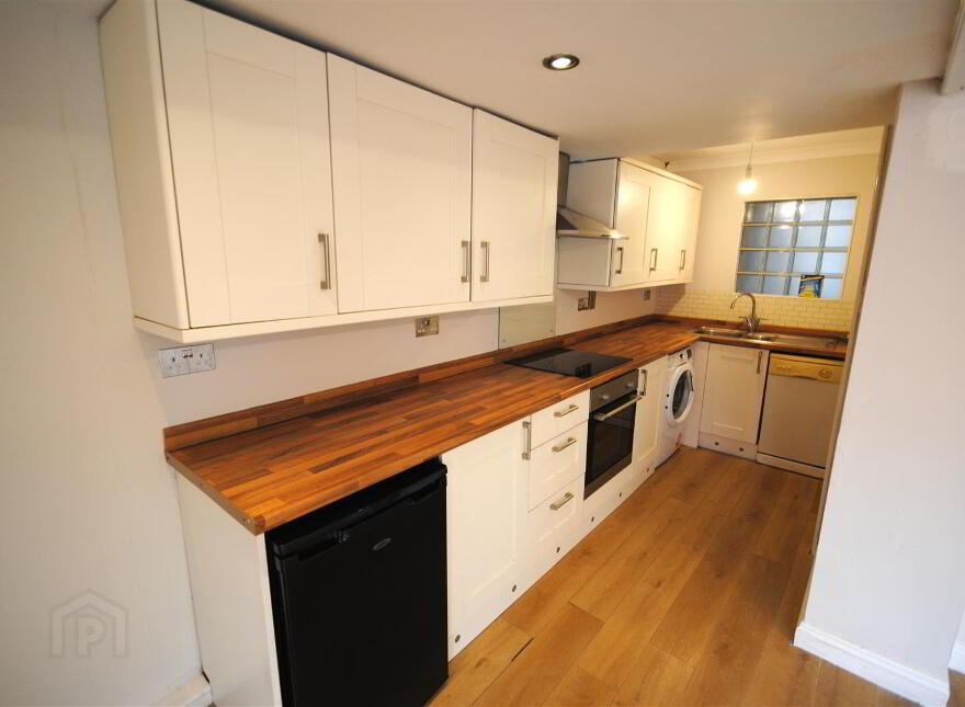 160 Greenville Road, Belfast, BT5 5JY