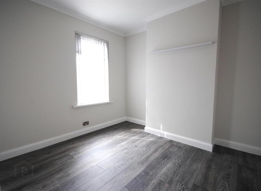 160 Greenville Road, Belfast, BT5 5JY