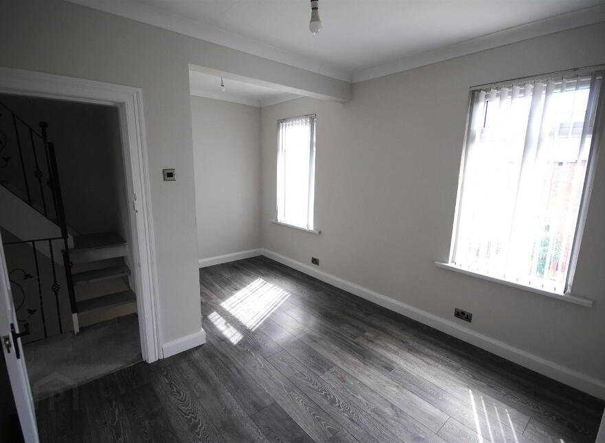 160 Greenville Road, Belfast, BT5 5JY