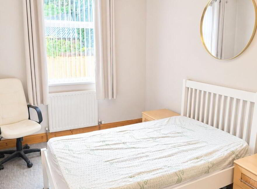 3 Harland Mews, 20A Station Road, Sydenham, Belfast, BT4 1RE