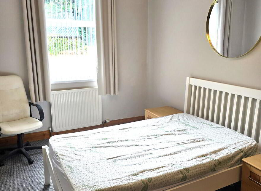 3 Harland Mews, 20A Station Road, Sydenham, Belfast, BT4 1RE