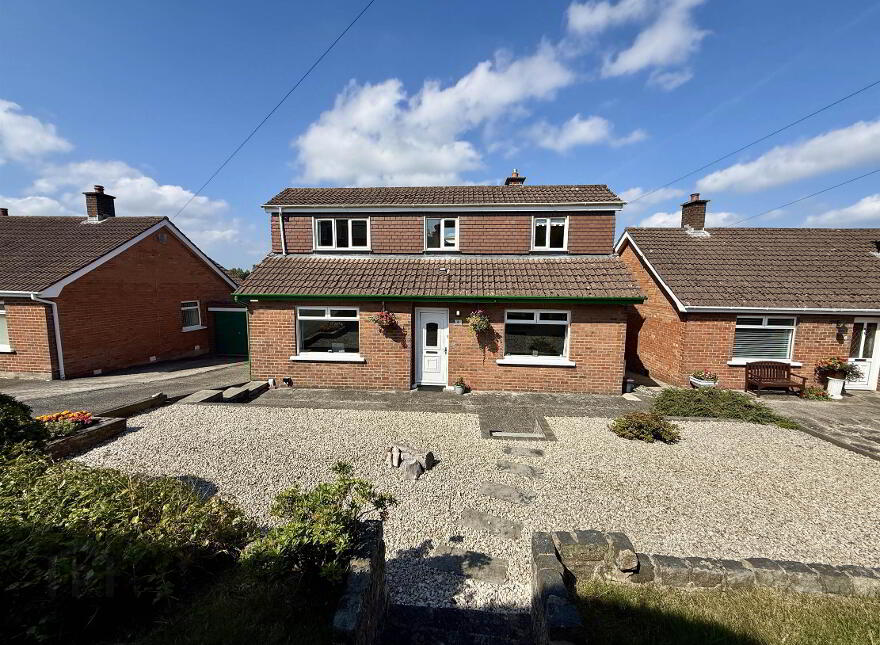 6 Gilnahirk Avenue, Belfast, BT5 7DR