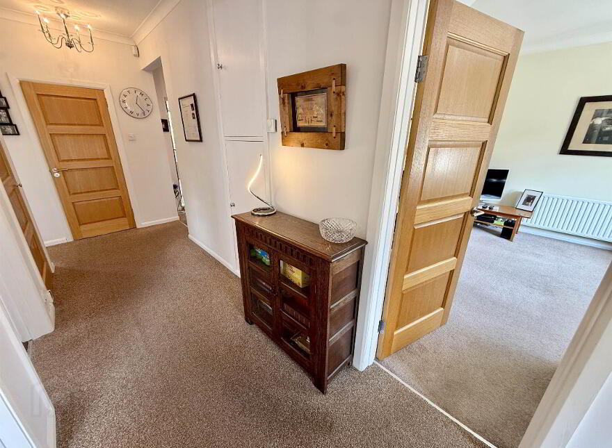 6 Gilnahirk Avenue, Belfast, BT5 7DR