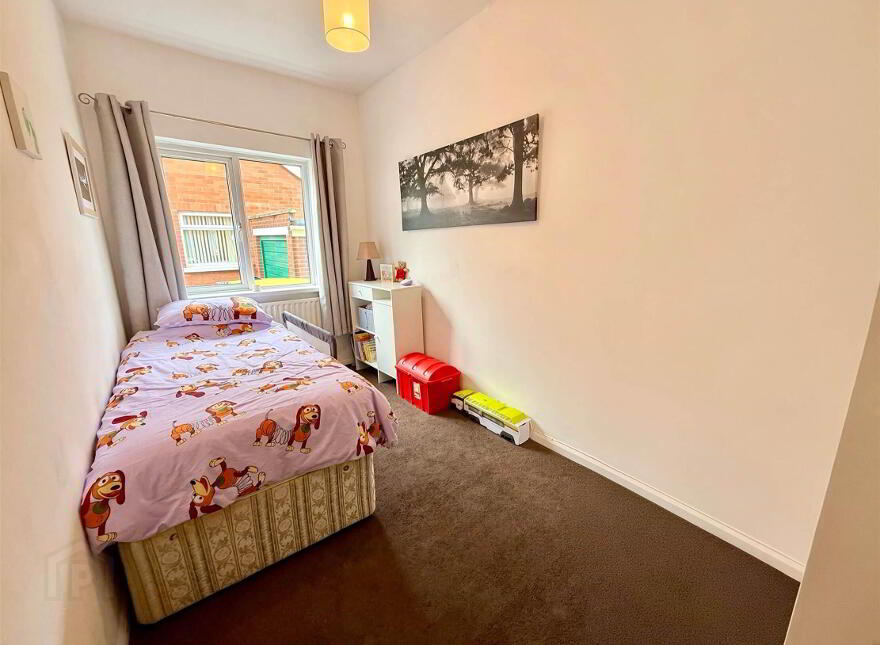 6 Gilnahirk Avenue, Belfast, BT5 7DR