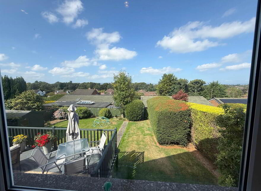 6 Gilnahirk Avenue, Belfast, BT5 7DR