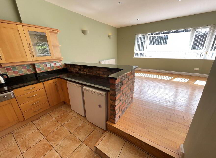 38 Demesne Road, Holywood, BT18 9NB