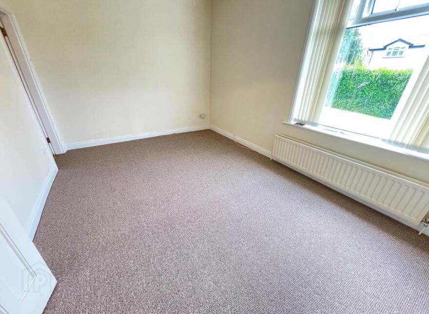 38 Demesne Road, Holywood, BT18 9NB