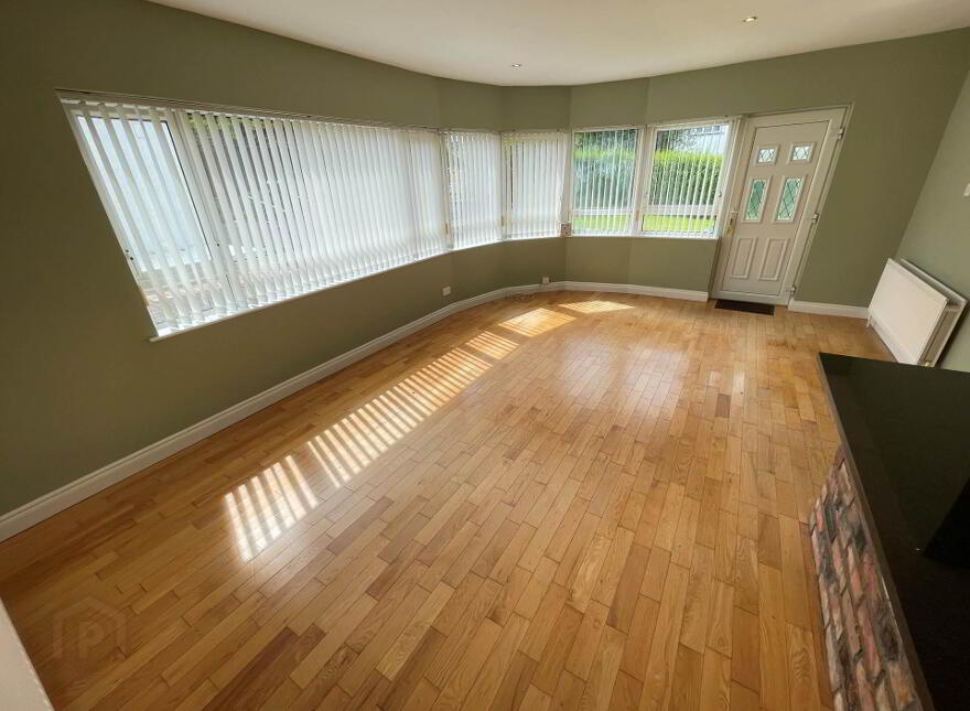 38 Demesne Road, Holywood, BT18 9NB