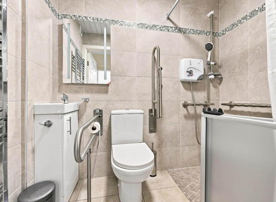 86 Lorcan Grove, Santry, Dublin, D09K2N4