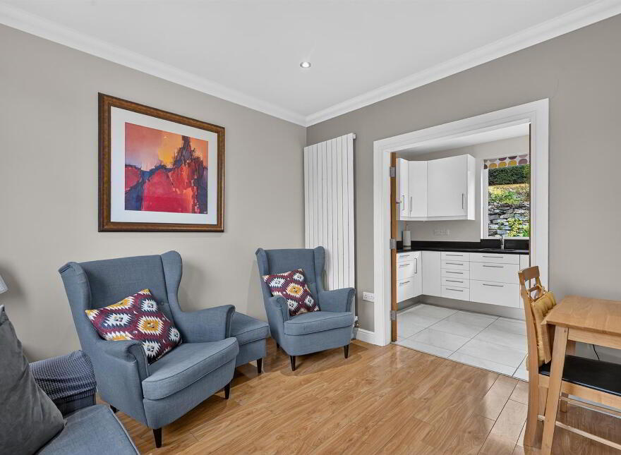 28 Hillside Drive, Belfast, BT9 5EJ