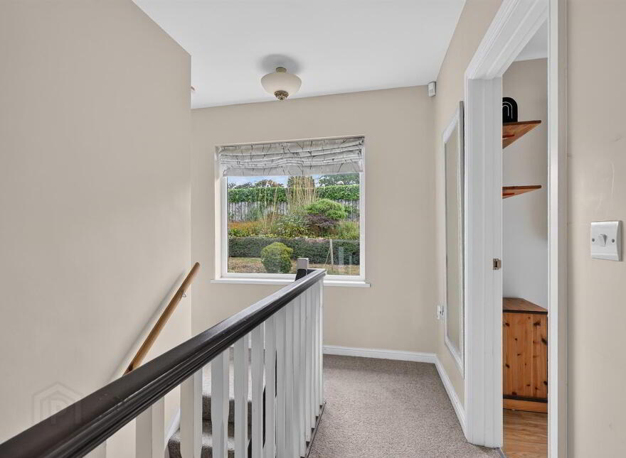 28 Hillside Drive, Belfast, BT9 5EJ