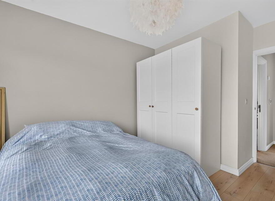 28 Hillside Drive, Belfast, BT9 5EJ