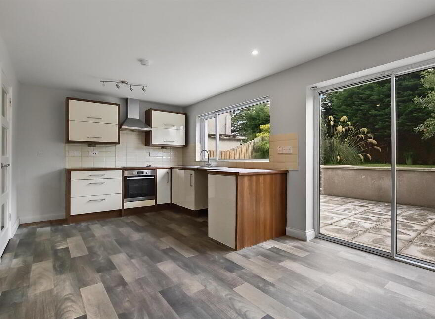 2 Temple Court, Templepatrick, BT39 0BD