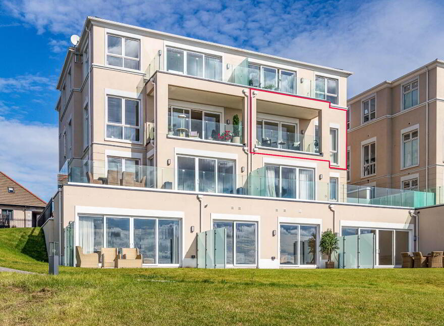 Apt 6, Shore Road, Greenisland, Carrickfergus, BT38 8NT
