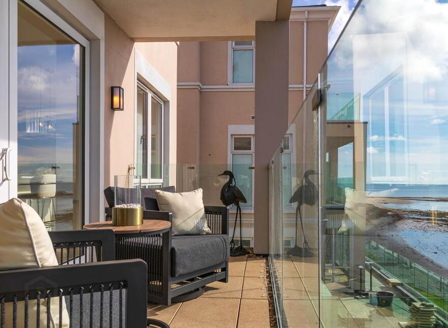 Apt 6, Shore Road, Greenisland, Carrickfergus, BT38 8NT