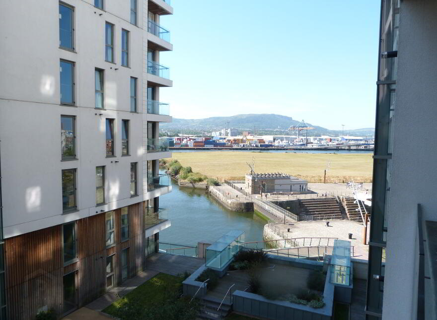 11-25 The Arc, 2L Queens Road, Titanic Quarter, Belfast, BT3 9FN
