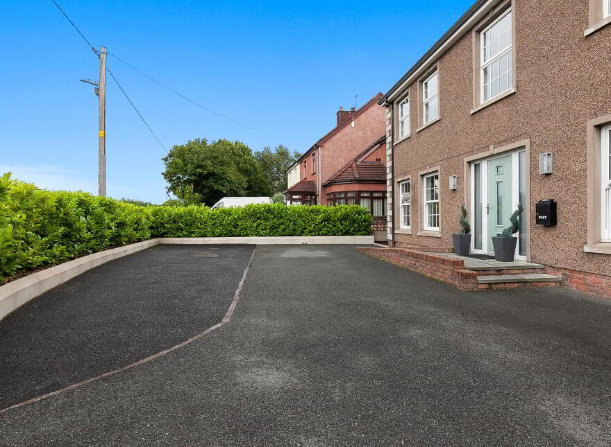 143 Hillhead Road, Ballyclare, BT39 9LN