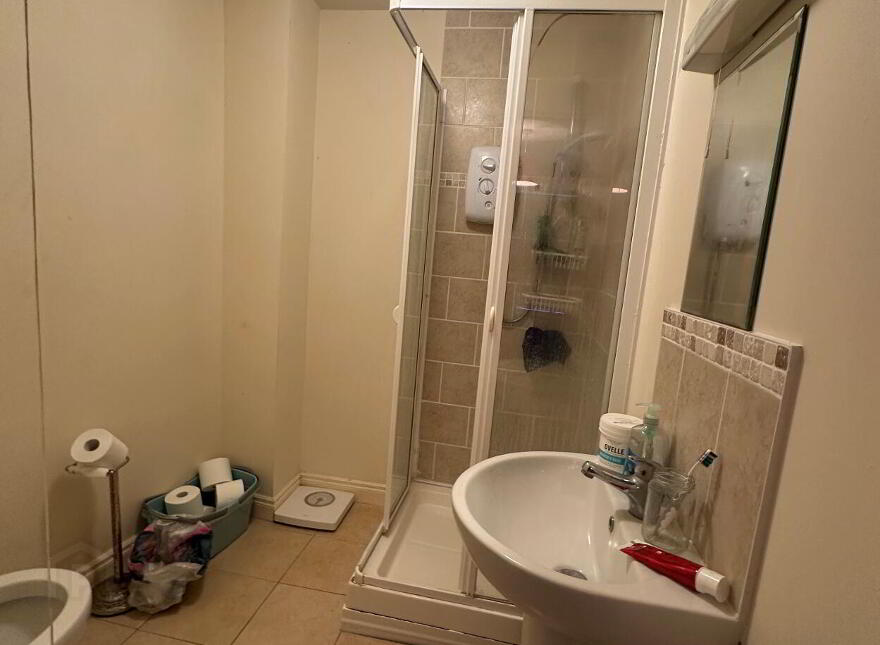 Apartment 4 Kickham Court, Davis Street, E34YW57