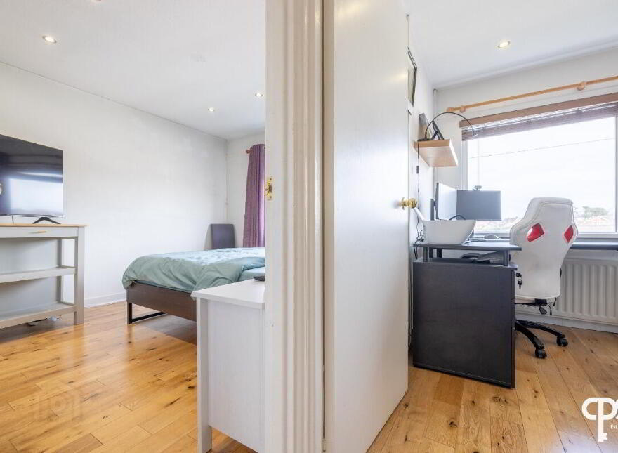 53 Burnside Avenue, Belfast, BT8 6HW