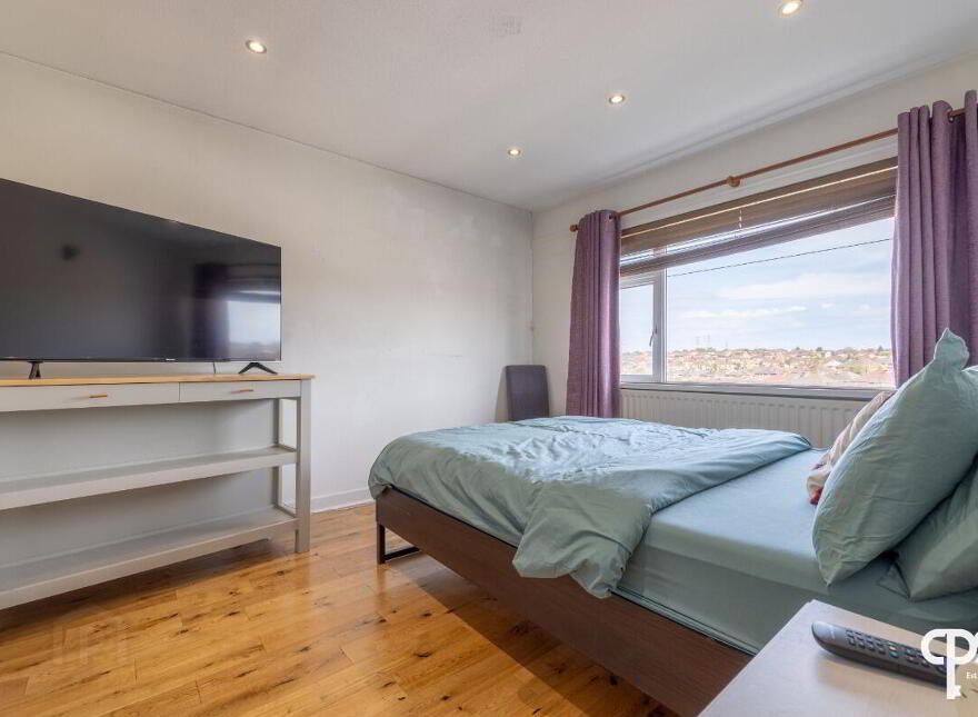 53 Burnside Avenue, Belfast, BT8 6HW