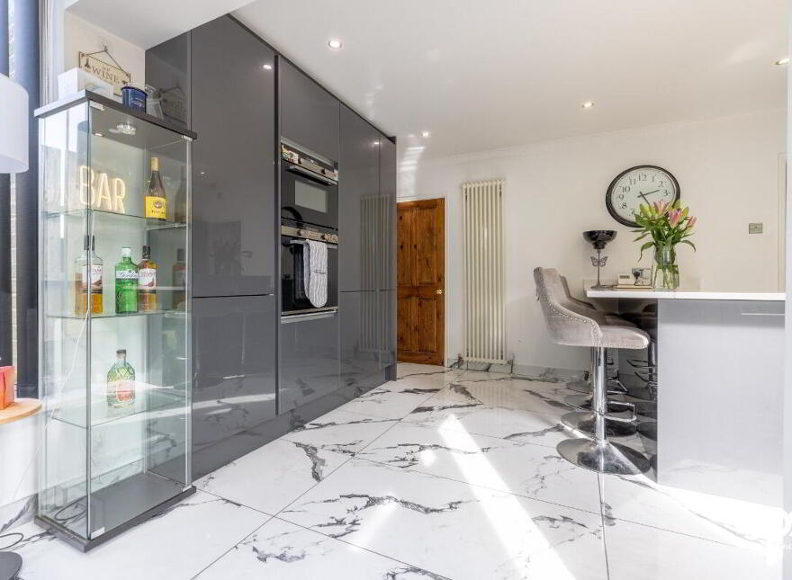 53 Burnside Avenue, Belfast, BT8 6HW