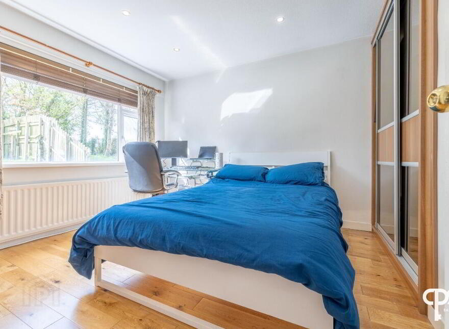 53 Burnside Avenue, Belfast, BT8 6HW