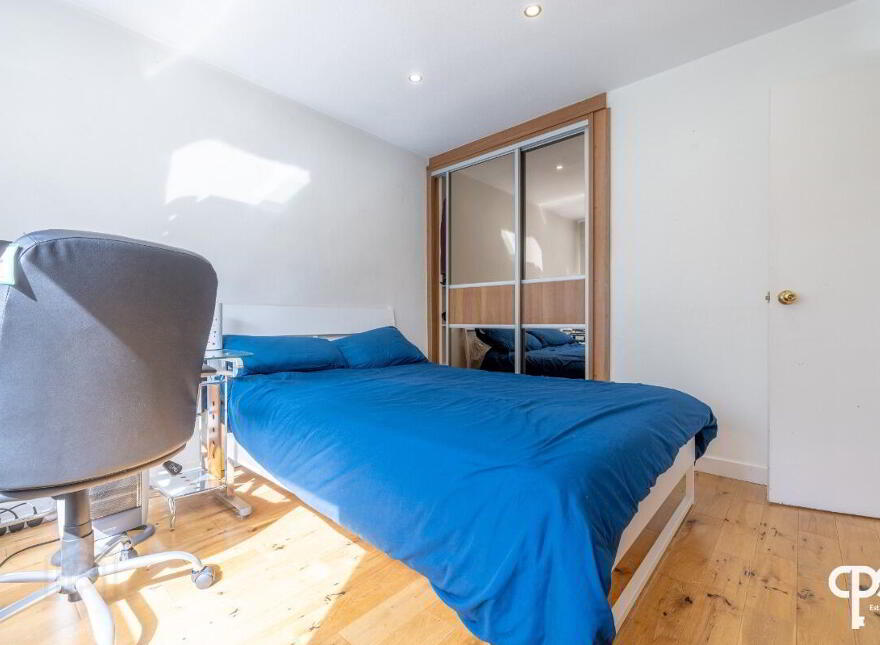 53 Burnside Avenue, Belfast, BT8 6HW