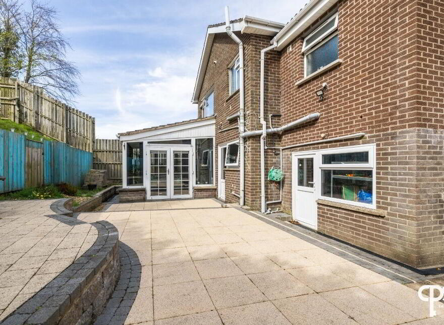 53 Burnside Avenue, Belfast, BT8 6HW
